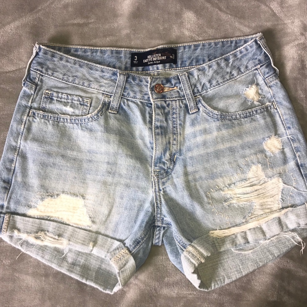 HOLLISTER Jean shorts